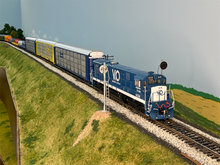 Load image into Gallery viewer, V&O  6062 - HO Scale DC/DCC/Sound Equipped GE C30-7 Locomotive