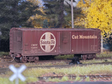 Load image into Gallery viewer, WEATHERED CMSF 72690 - HO Scale Atlas USRA Rebuilt Steel 40' Box Car