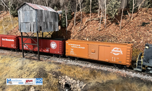 Load image into Gallery viewer, VM 2825 - HO Scale Atlas USRA Rebuilt Steel 40' Box Car