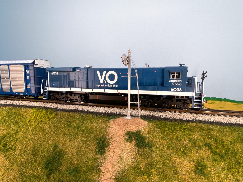 V&O  6038 - HO Scale DC/DCC/Sound Equipped GE C30-7 Locomotive