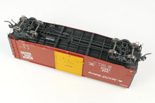 Load image into Gallery viewer, AGE 75310 - HO-Scale Tangent Scale Models 40' PS-1 Boxcar
