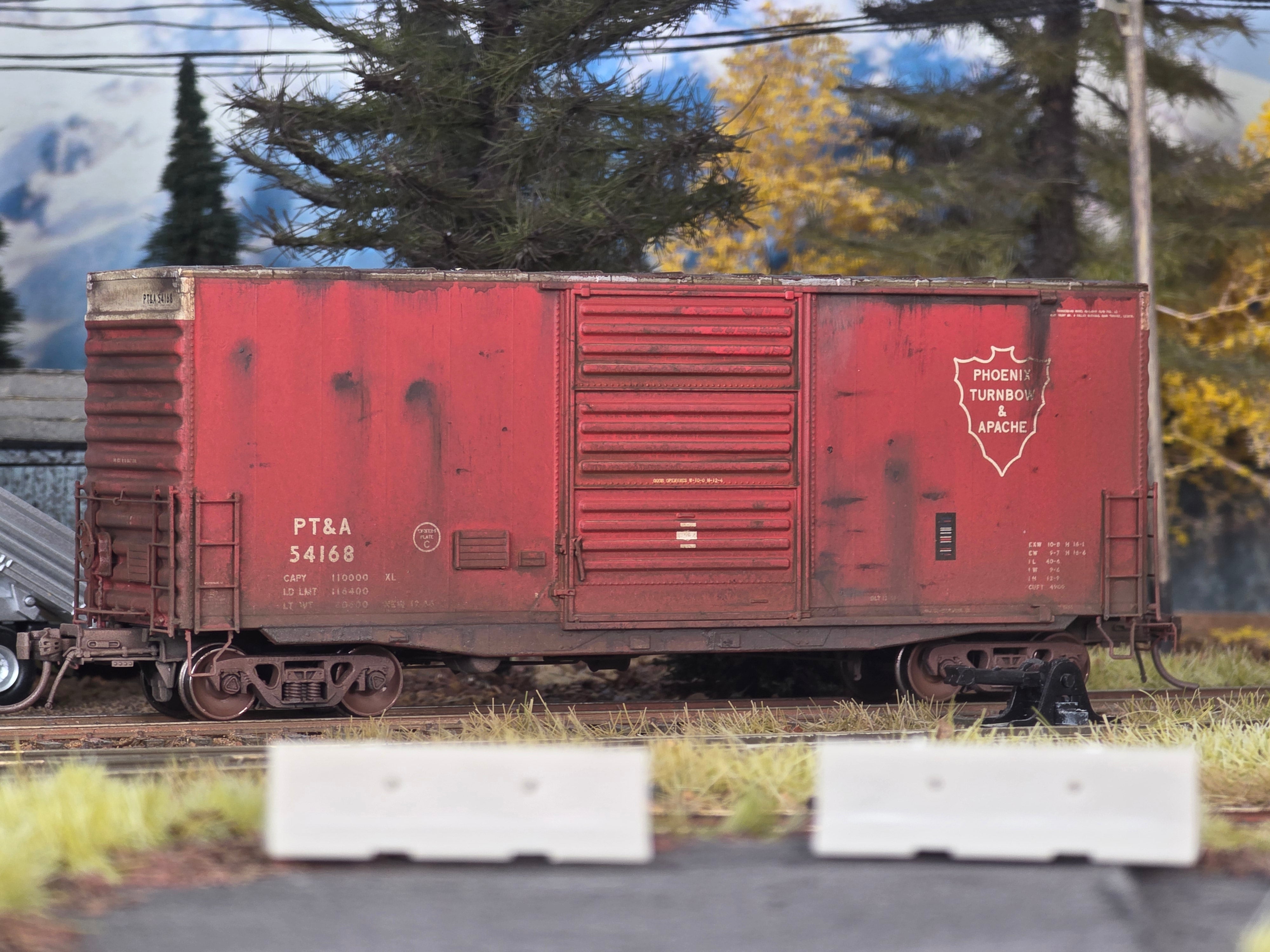 WEATHERED PT&A 54168 - Phoenix Turnbow & Apache PS 40' Mini Hy Cube Boxcar