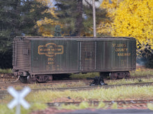 Load image into Gallery viewer, WEATHERED STLC 443 - HO Scale Atlas USRA Rebuilt Steel 40' Box Car
