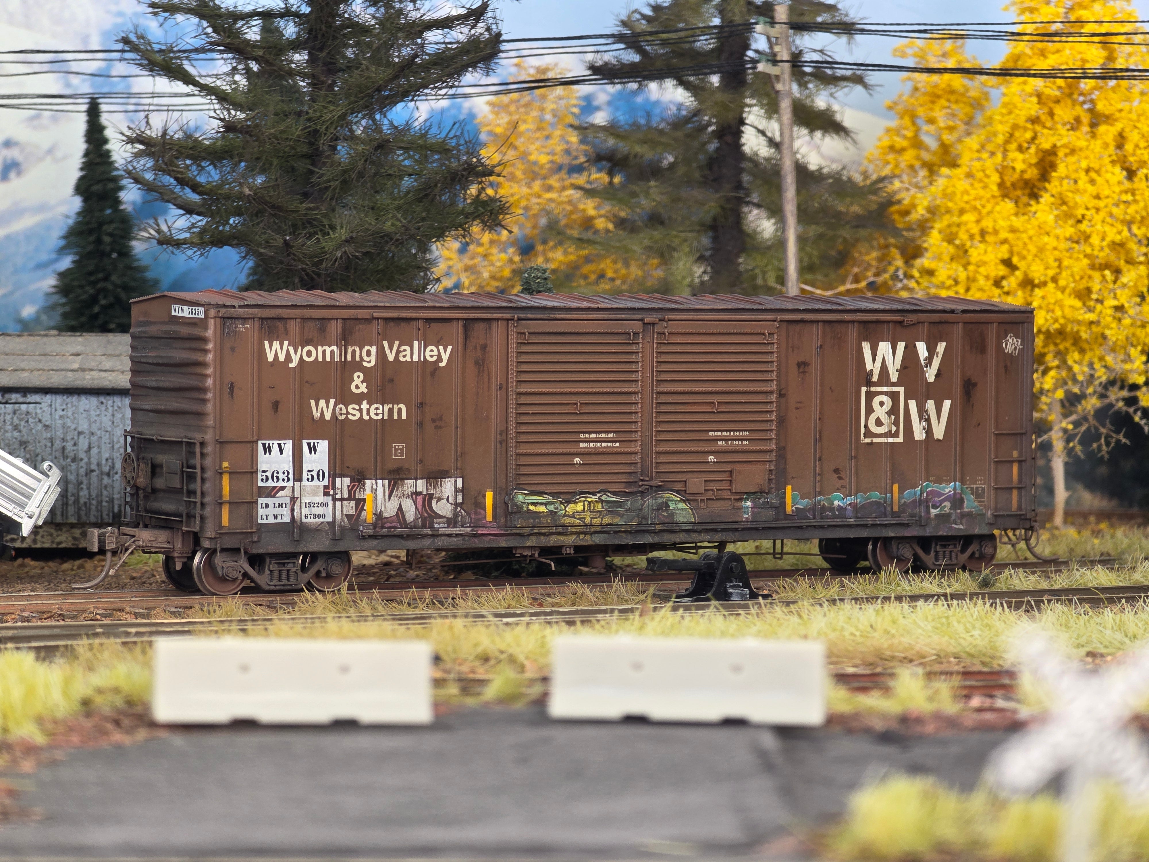 WEATHERED WVW 56350 - Rapido PC&F 5258 50' Double Door Box Car