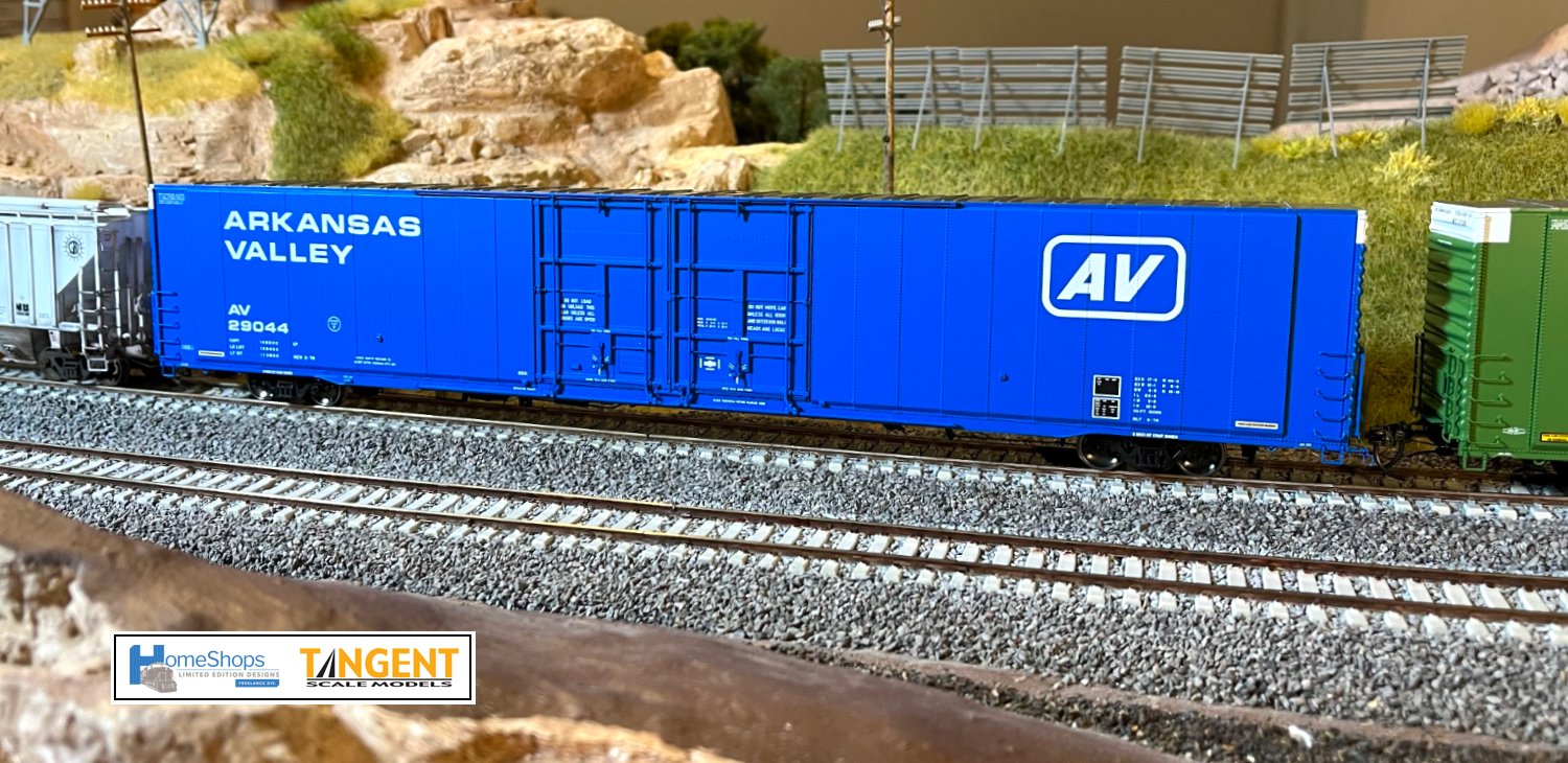 AV 29044 - Arkansas Valley Greenville 86' Double Plug Door Box Car