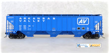 Load image into Gallery viewer, AV 64181 - HO-Scale Tangent Scale Models PS-4750 Covered Hopper
